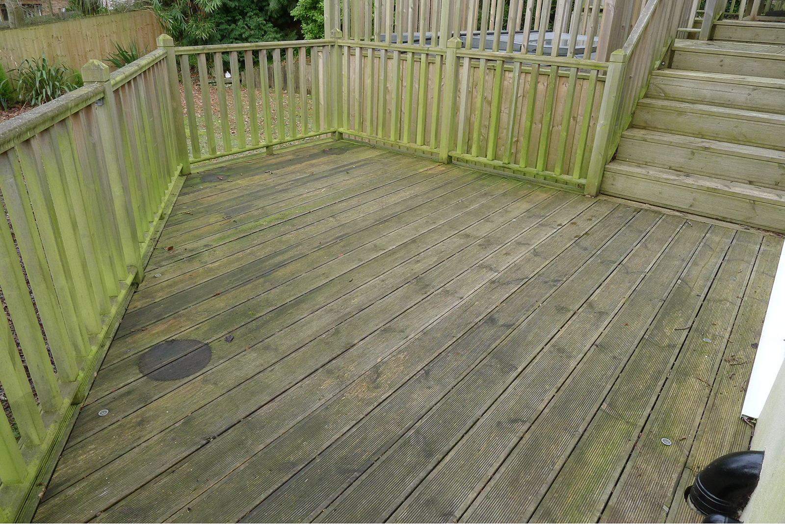 Decking-Dirty